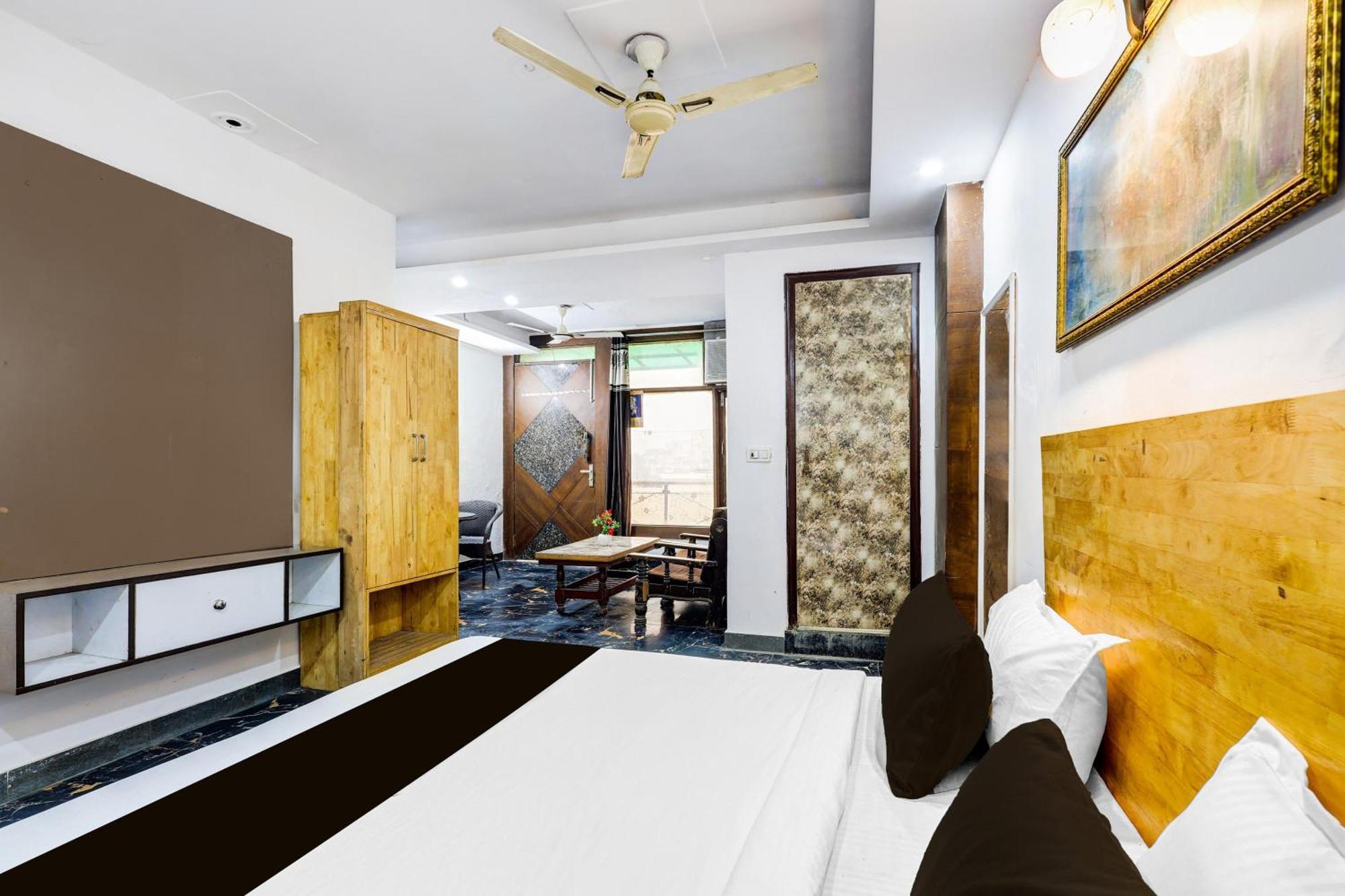 Hotel O Hari Nagar Ashram นิวเดลี ภายนอก รูปภาพ